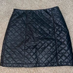 Forever 21, Black leather skirt, size s